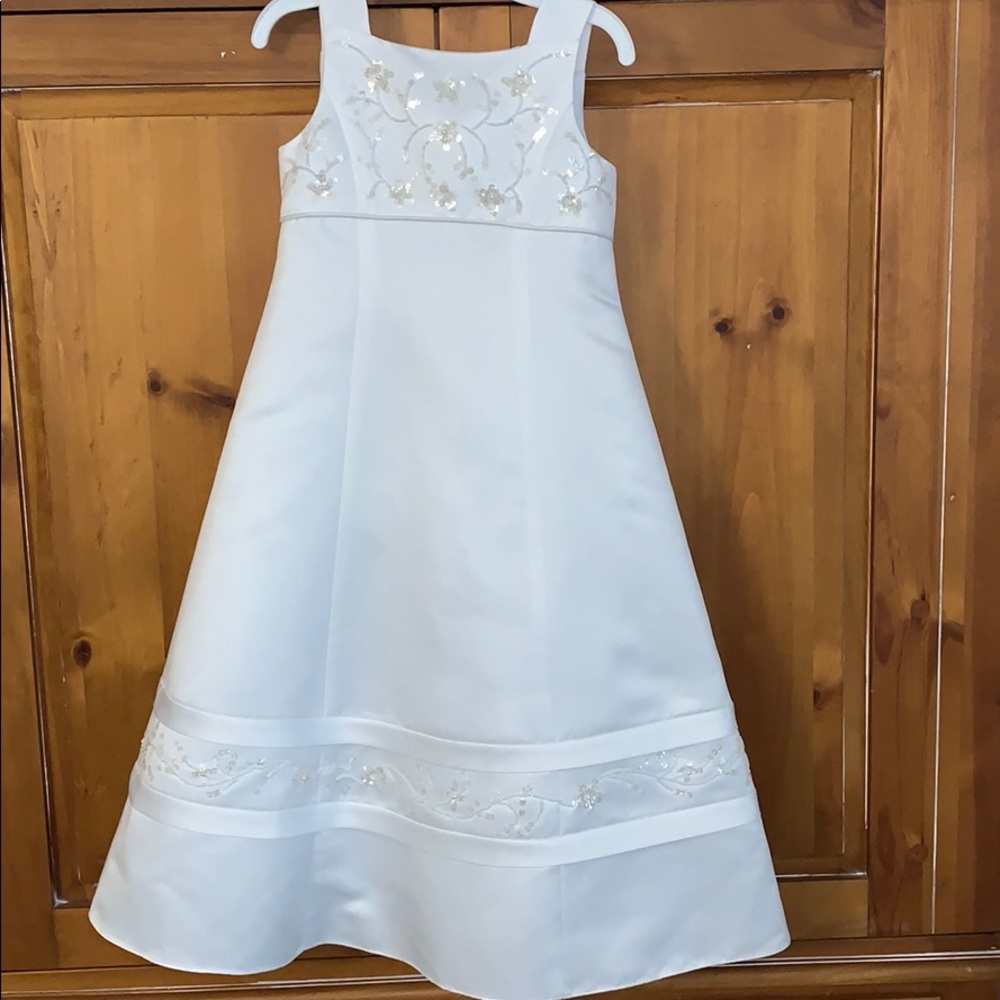 FLOWER GIRL , OLEG CASSINI, DAVID'S BRIDAL